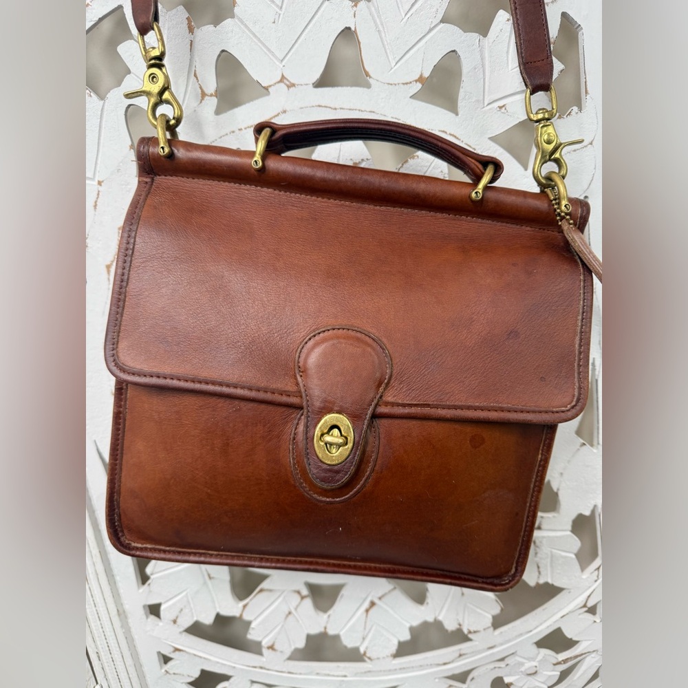 Coach Vintage Willis Leather Crossbody Bag